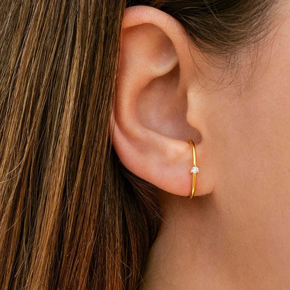 925 sterling silver minimalist crystal stud earrings for women, featuring a sleek needle design and elegant sparkle.