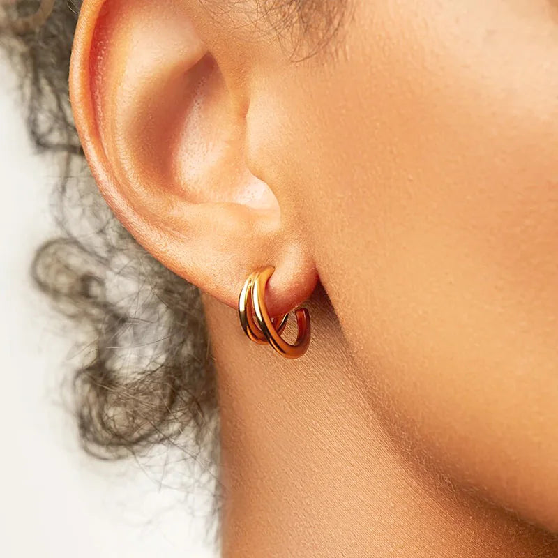 925 sterling silver minimalist crystal stud earrings for women, showcasing elegant design and fine craftsmanship.