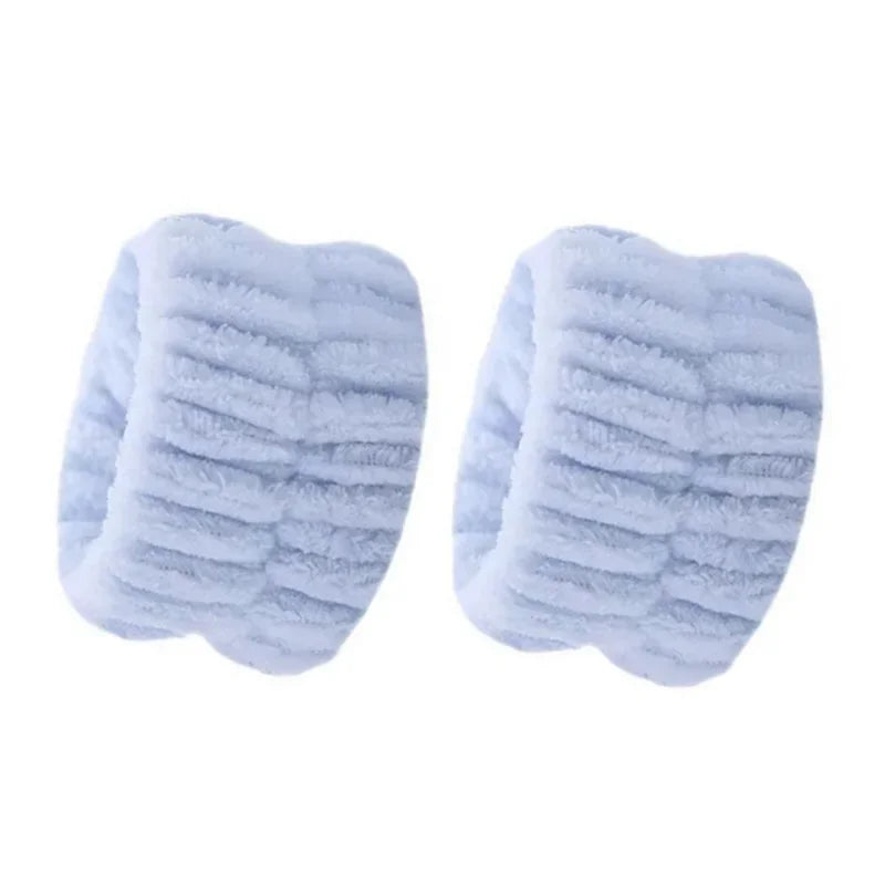 Sicily DIY Wrist Washing Belt Set displayed with adjustable straps and durable material for easy use during cleaning tasks.